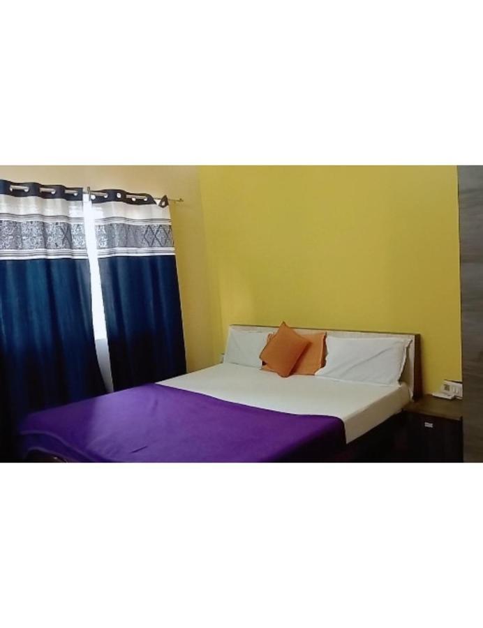 Hotel Adarsh, อุจเจน ภายนอก รูปภาพ